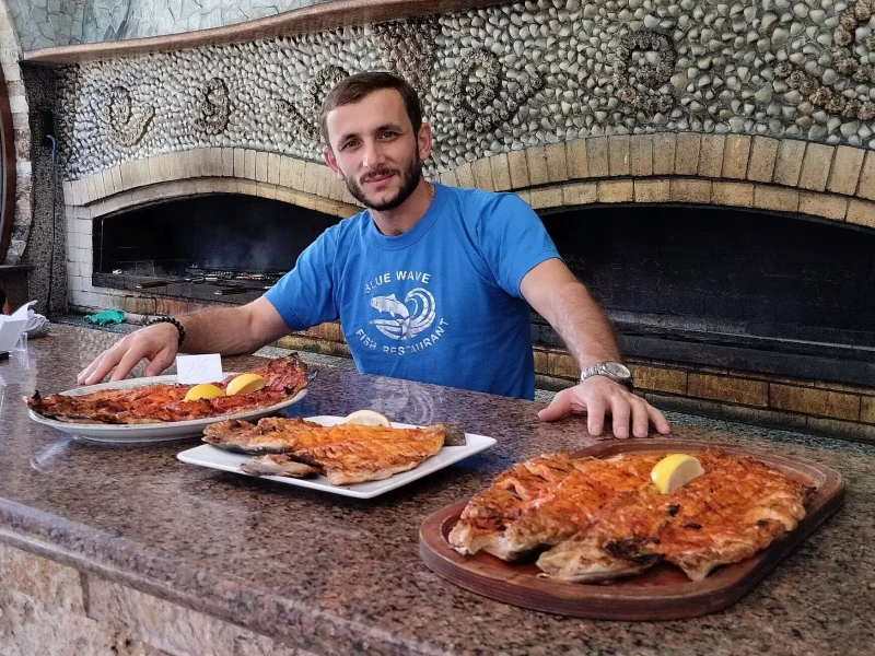 Inexpensive fish restaurant in Batumi Blue Wave